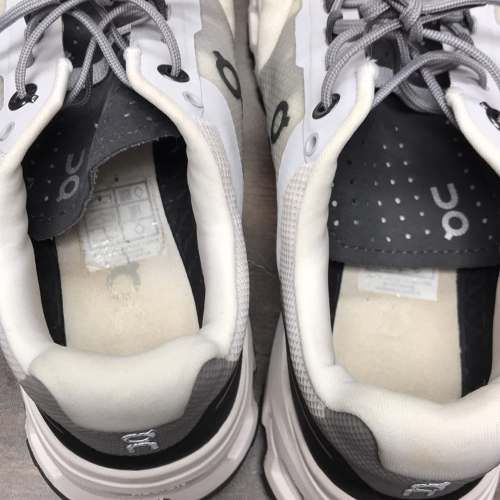 On Running Women's White and Gray Trail Running Shoes - Picture 9 of 11